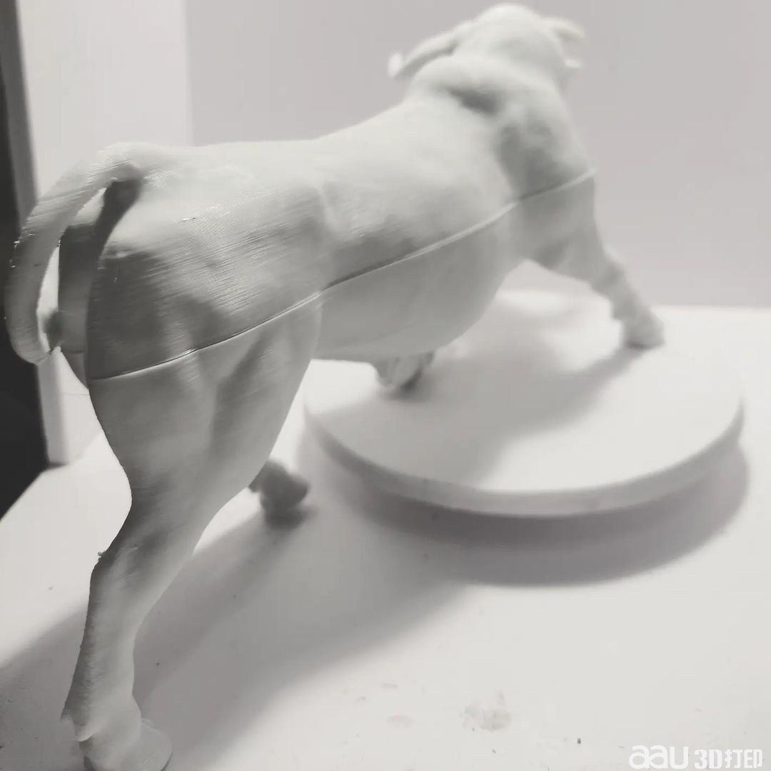 公牛處于沖鋒姿態STL模型